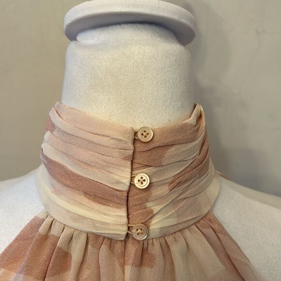 Joie Pink and Cream Patterned Silk halter top Size XS EUC - Picture 5 of 9